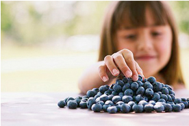 girl blueberries